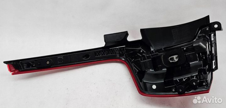 Volvo XC90 2 задний правый фонарь