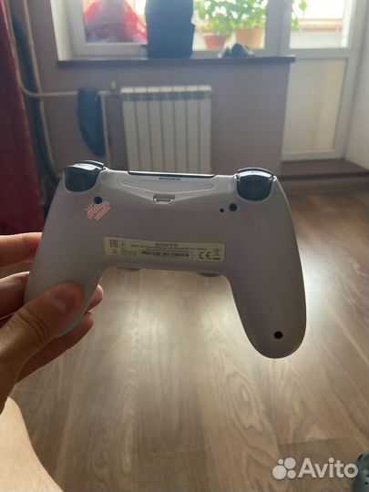 Sony dualshock 4 v2 геймпад