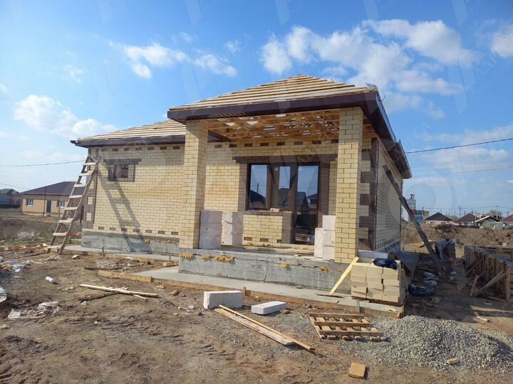 Дом 100 м² на участке 5 сот.