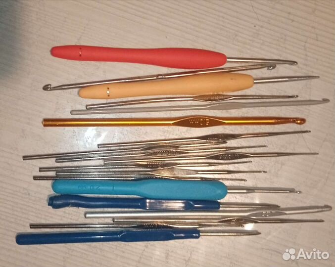 Спицы, крючки и не только все для вязания