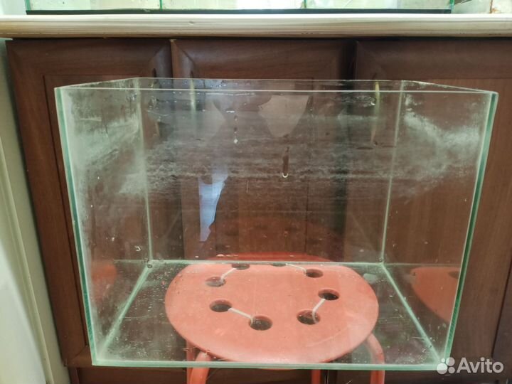 Аквариумы и декор