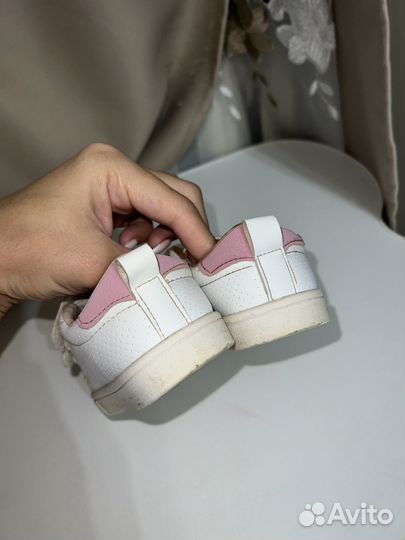 Кроссовки для девочки син сей