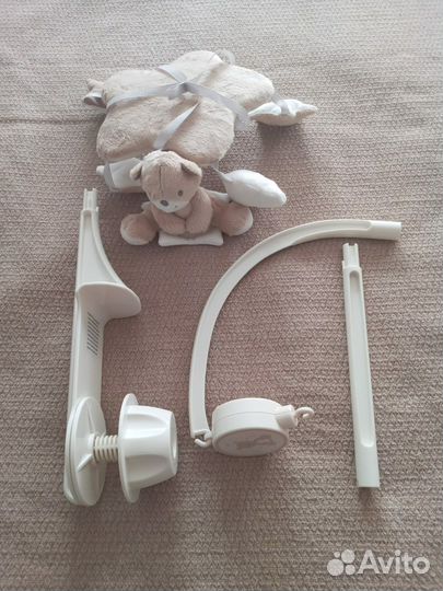 Мобиль на кроватку mothercare