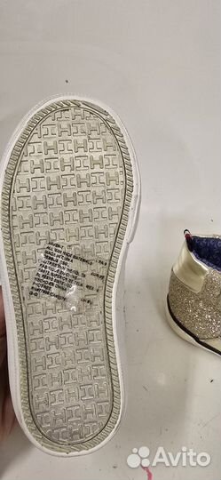 Кроссовки детские