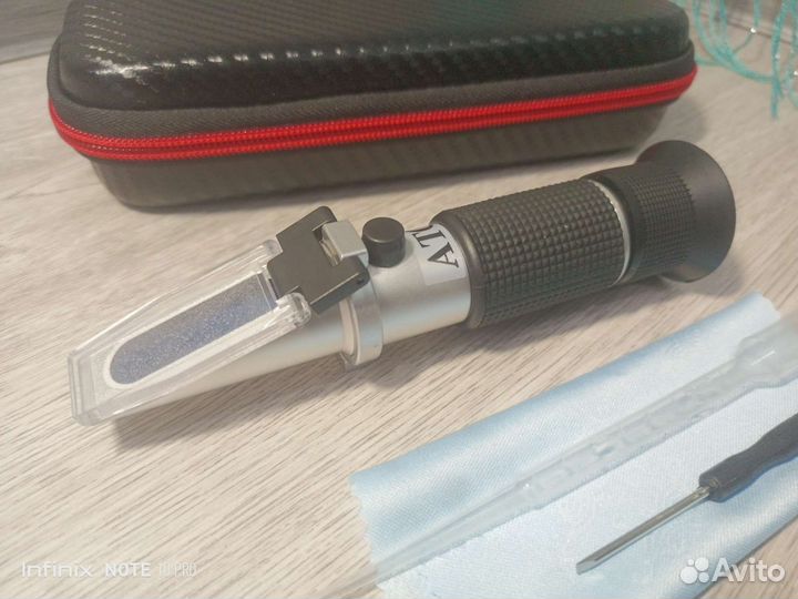 Рефрактометр 3 в 1 Brix, Baume и W25V/V