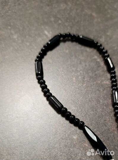 Колье из камней