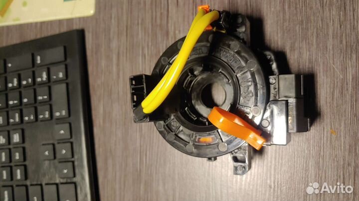 Шлейф подрулевой Toyota Camry 8430648030