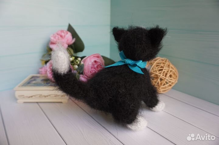 Вязаная игрушка. Котенок