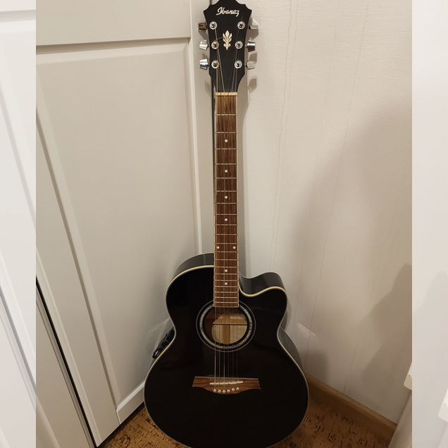 Электроакустическая гитара Ibanez