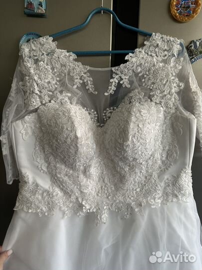 Свадебно платье 50-52