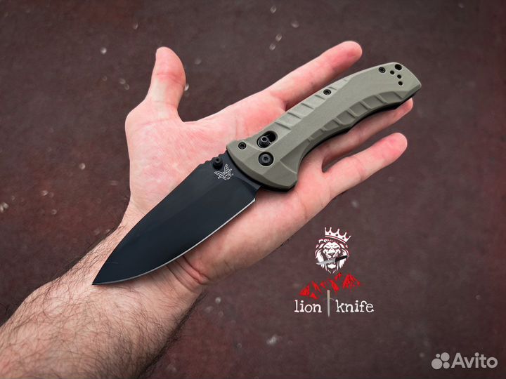 Нож benchmade