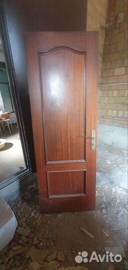 Дверь межкомнатная с коробкой бу