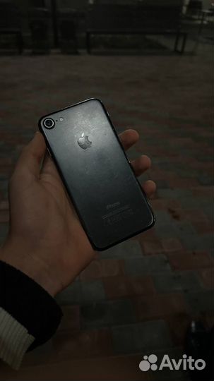 iPhone 7, 32 ГБ