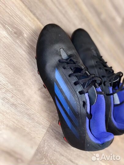 Футбольные бутсы Adidas Оригинал 40,5р