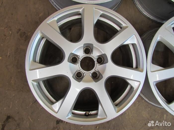 Диски Audi R17 Литые 5x112 J7 S3