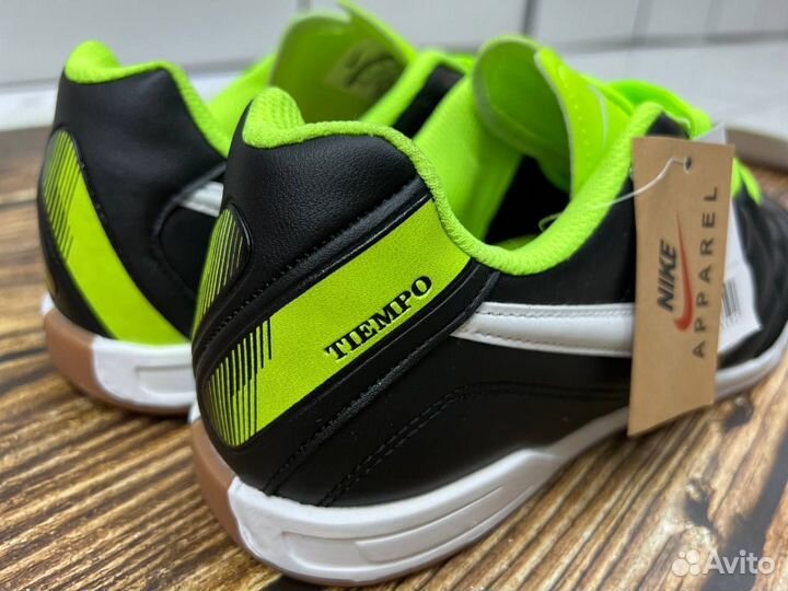 Футзалки nike tempo для футбола