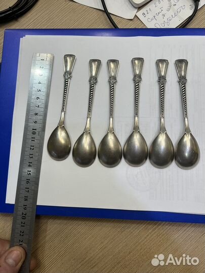 Серебряная чайная ложки