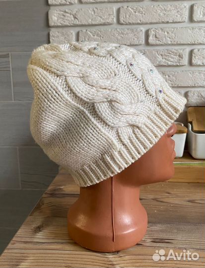 Шапка женская вязаная