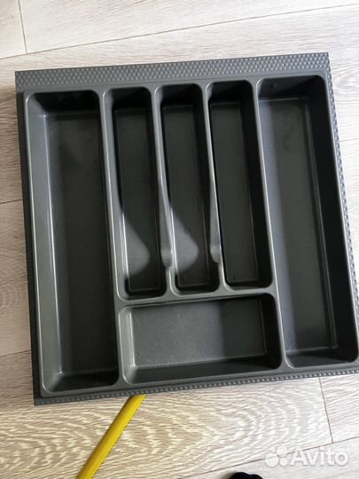 Лоток для столовых приборов