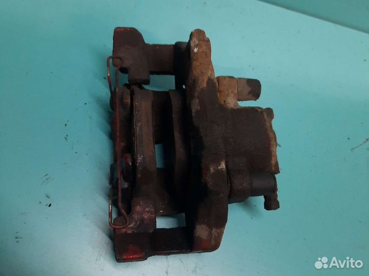 Суппорт передний Alfa romeo 156