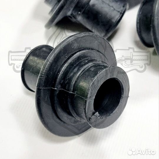 Патрубок в тройник системы охлаждения (в рамку) KT