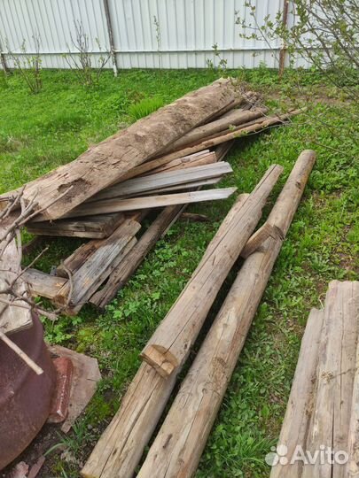 Старые доски на дрова