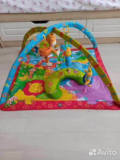 Развивающий коврик tiny love