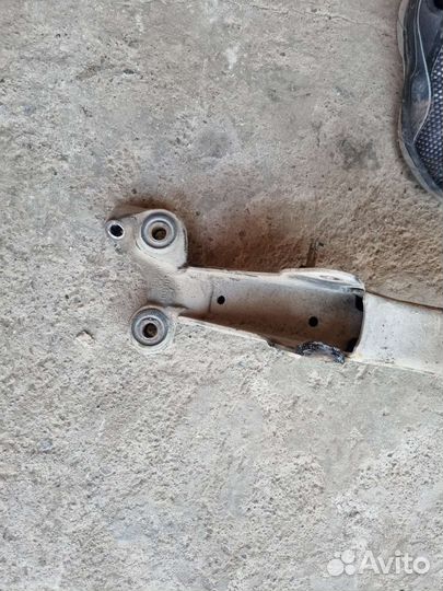 Задний подрамник Audi S4C4/A6C4/100