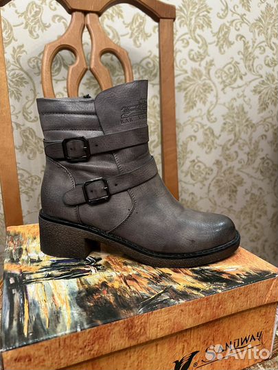 Ботинки женские 36 размер кожа новые