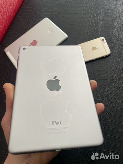 iPad mini 4 128gb