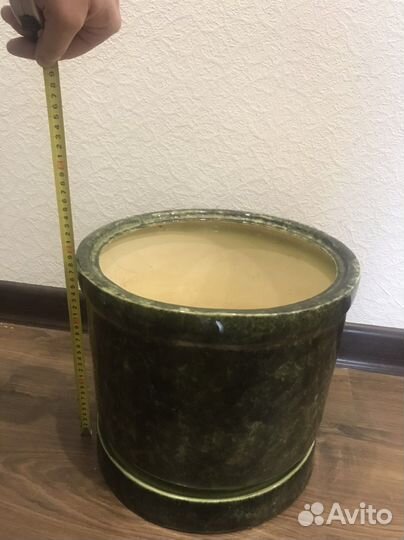 Большой керамический горшок с подставкой,новый
