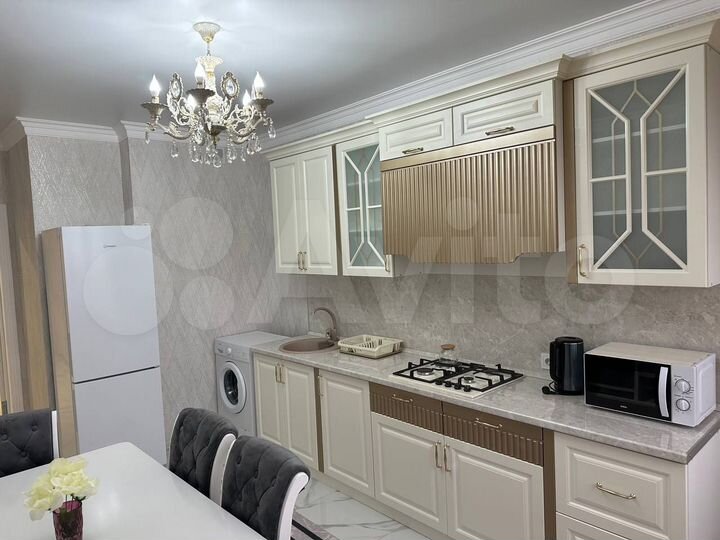 3-к. квартира, 80 м², 6/10 эт.