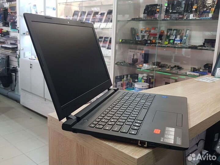 Мощный быстрый игровой Ноутбук HP 15-db0065ur