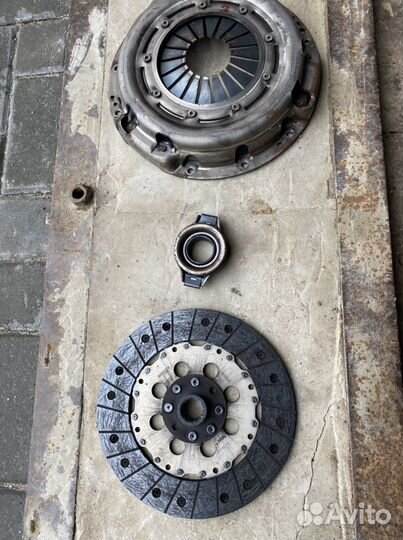 Сцепление на ниссан т 30