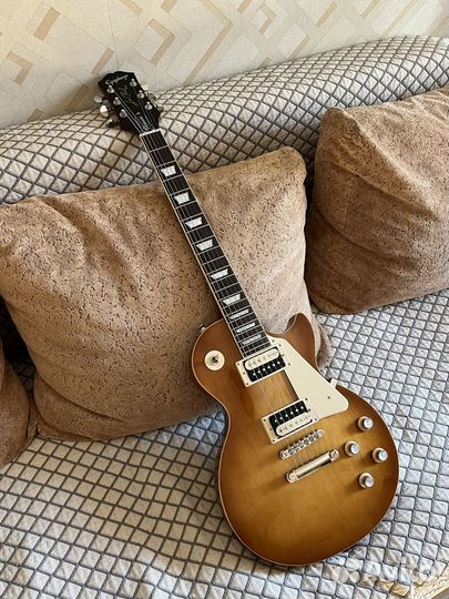 Электрогитара Epiphone Les Paul Classic 2022