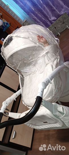 Коляска 2 в 1 adamex экокожа белая