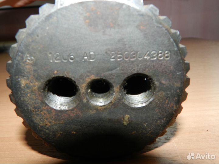 Вторичный вал ZF s6-80