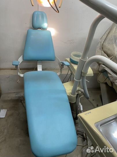 Стоматологическое кресло