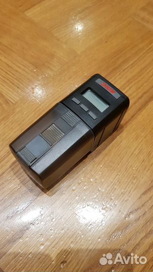 Автоматическая кормушка для рыб Eheim