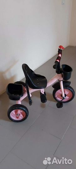 Детский трехколесный велосипед