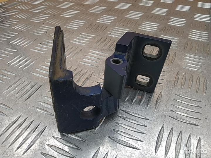 Петля двери передней BMW 5-Series/M5