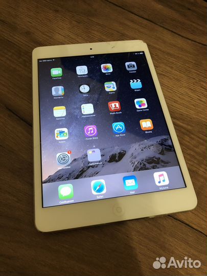 iPad mini Wi-Fi Cellular 16GB iOS 8