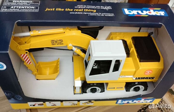 Детские игрушки Bruder