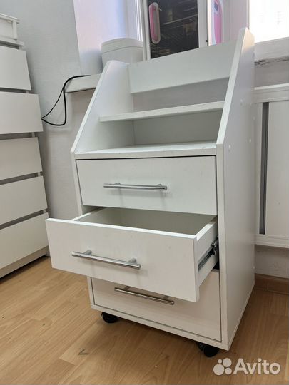 Тумба выкатная