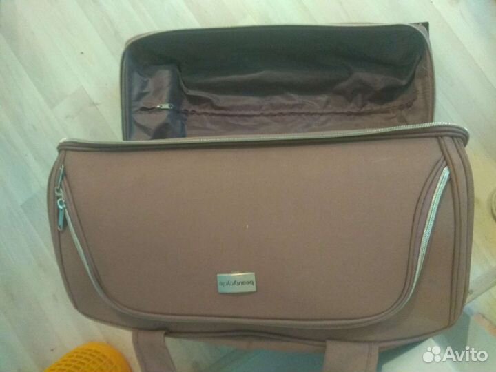 Спортивная сумка дорожная на колесиках