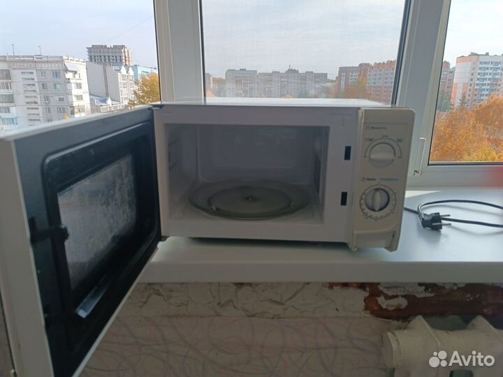 Микроволновая печь Midea