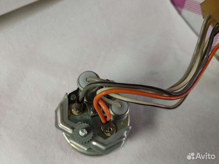 Электрический датчик давления масла,для Оки