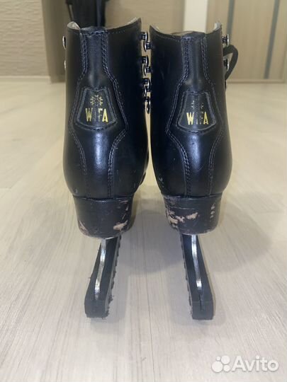 Фигурные коньки wifa 28