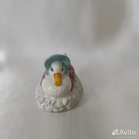 Фарфоровая статуэтка Royal Albert England