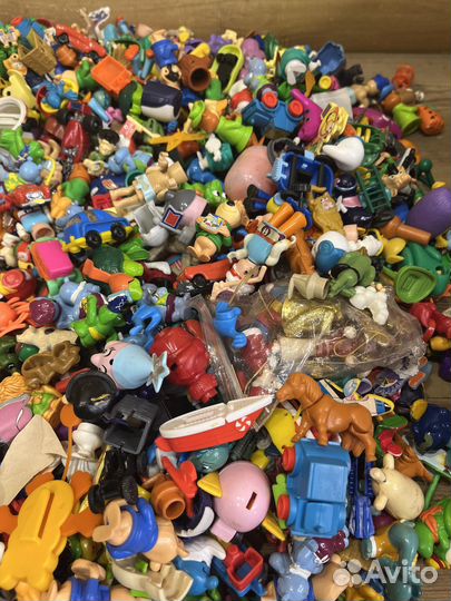 Игрушки из Киндер сюрприза